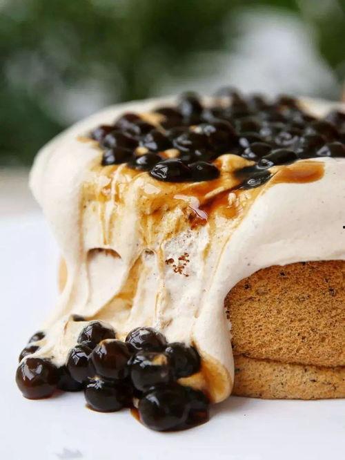 奶茶爆料蛋糕怎么做视频,自制蛋糕视频教程，轻松学会美味蛋糕制作